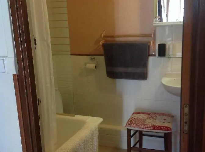 Maison Lacoste Bed & Breakfast