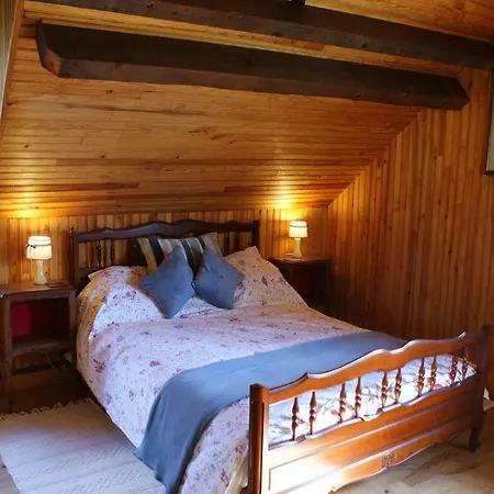 Maison Lacoste Nocleg ze śniadaniem Campan